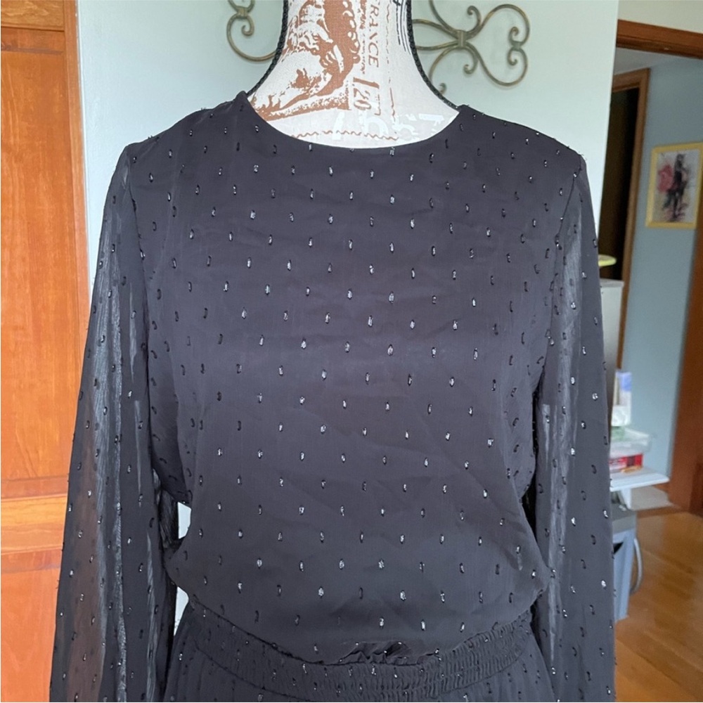 Express Smocked Waist Tiered Dress, Black, Size M - Picture 4 of 11